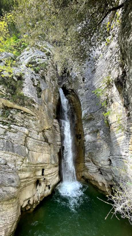 salinello waterfall abruzzo