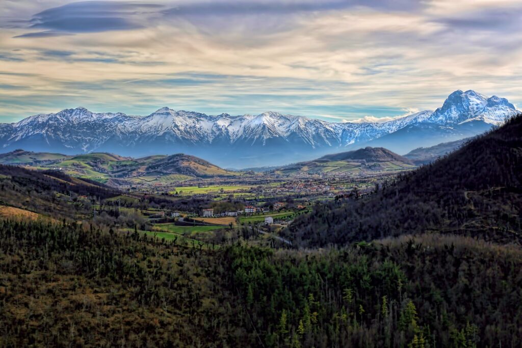 abruzzo gran sasso appenine picture