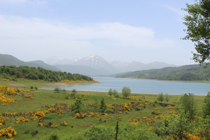 campotosto lake abruzzo